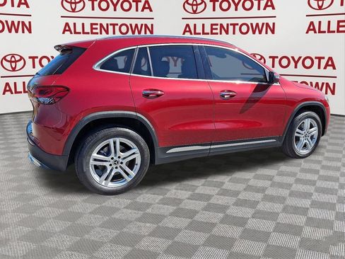 Used 2022 Mercedes-Benz GLA 250 4MATIC image 11