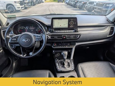 Used 2021 Kia Seltos SX w/ SX Sunroof Package AWD/4WD image 27