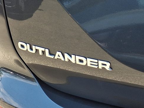 Used 2024 Mitsubishi Outlander SE AWD/4WD image 21