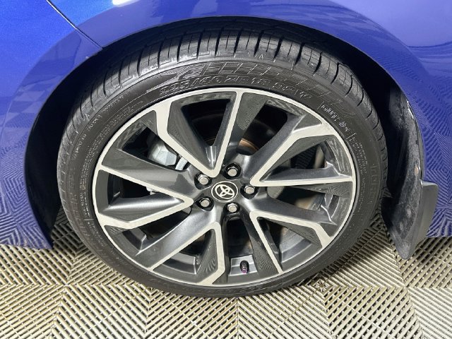 Used 2020 Toyota Corolla SE FWD image 19