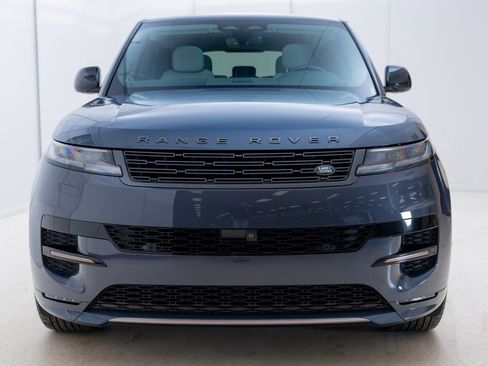 Used 2024 Land Rover Range Rover Sport Dynamic SE image 5