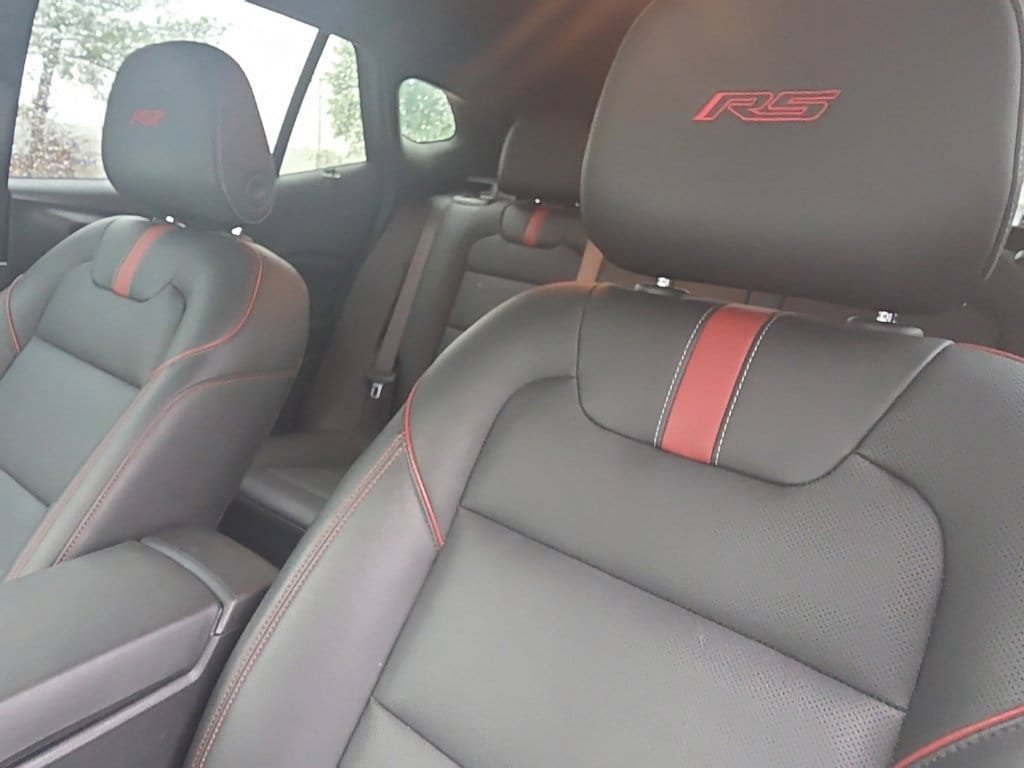 Certified 2025 Chevrolet Trax RS w/ Sunroof Package FWD image 13