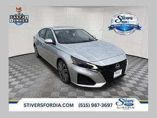 Used 2023 Nissan Altima 2.5 SL FWD 360° Tour