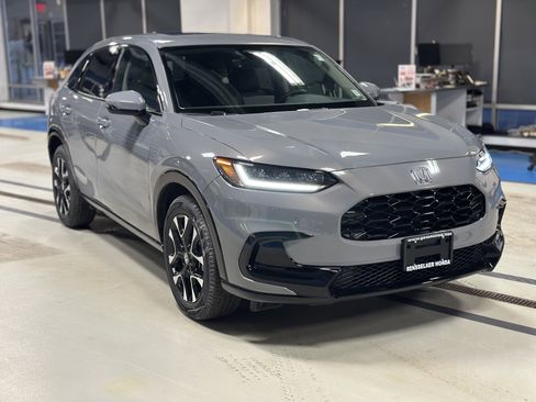 New 2026 Honda HR-V EX-L image 3