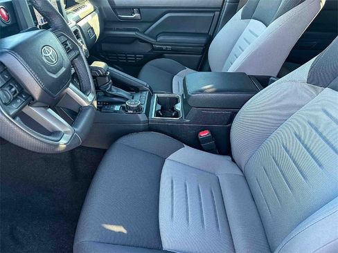 Used 2024 Toyota Tacoma TRD Off-Road image 13