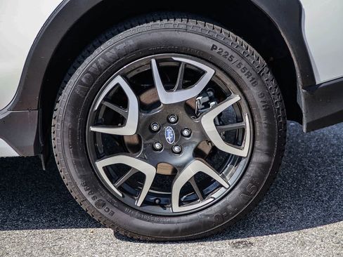 Used 2023 Subaru Crosstrek Hybrid w/ Moonroof Package w/Navigation image 8