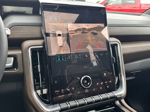 New 2026 GMC Yukon Denali Ultimate image 15