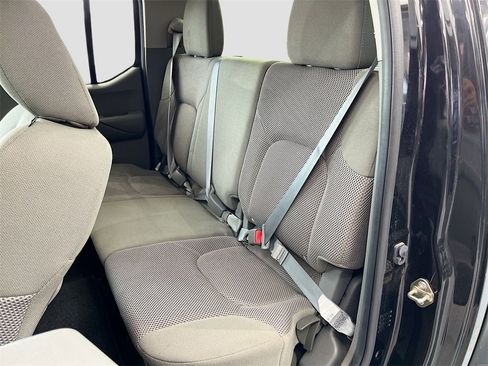 Used 2019 Nissan Frontier SV image 22