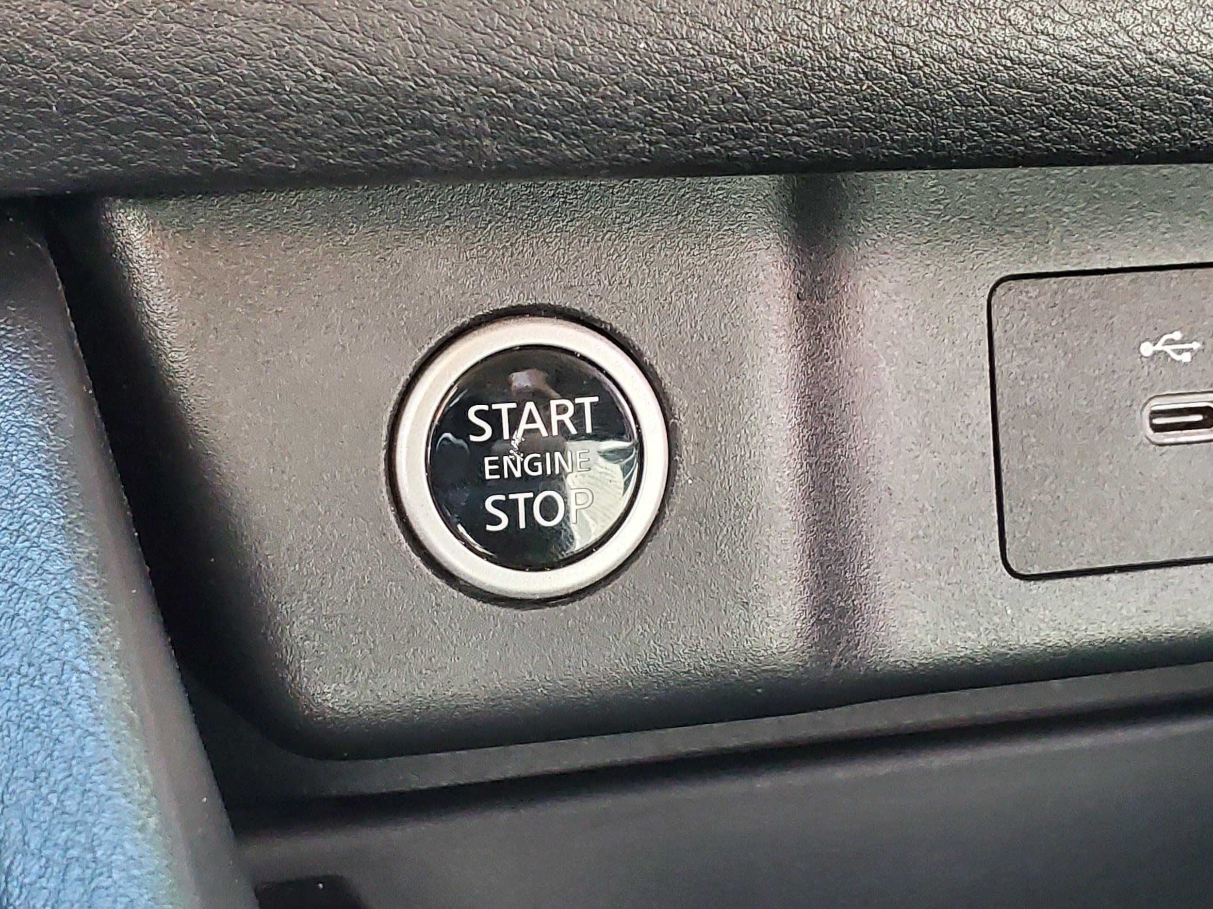 Used 2023 Nissan Rogue SV AWD/4WD image 20