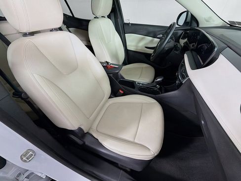 Used 2024 Buick Encore GX Sport Touring w/ Experience Buick Package image 28