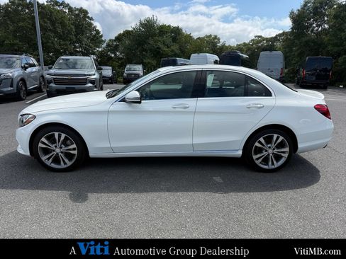 Used 2018 Mercedes-Benz C 300 4MATIC Sedan image 5
