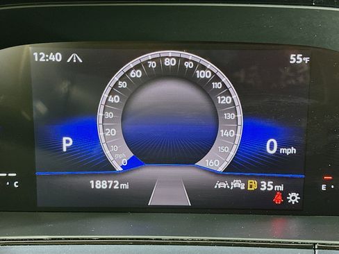 Used 2024 Volkswagen Taos SE image 19