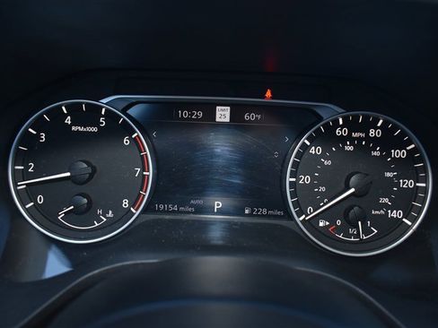 Used 2023 Nissan Rogue SL w/ SL Premium Package image 19