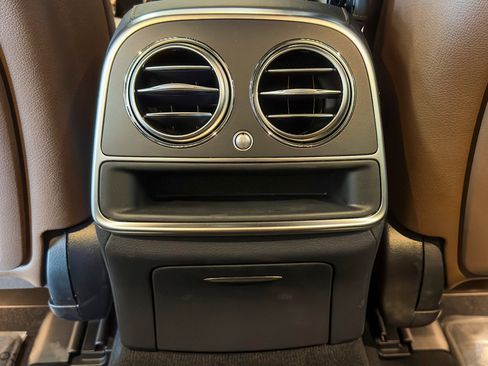 Used 2020 Mercedes-Benz S 560 Sedan image 52