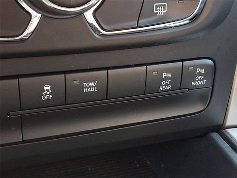 Used 2018 RAM 1500 Big Horn image 25