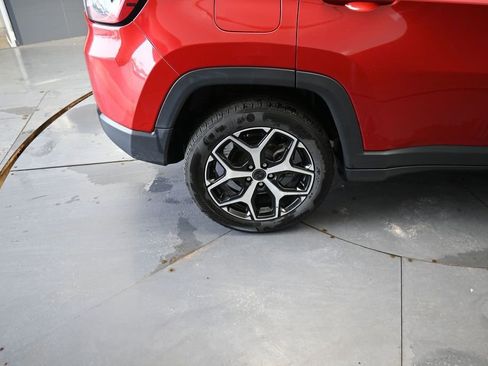 Used 2025 Jeep Compass Limited AWD/4WD image 22