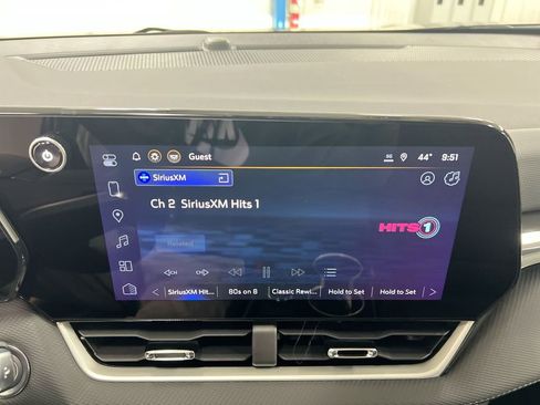 Used 2026 Chevrolet Equinox LT image 13