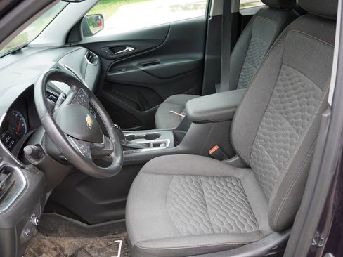Used 2018 Chevrolet Equinox LT AWD/4WD image 4