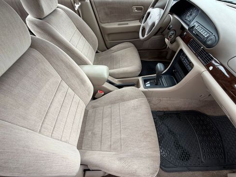 Used 1995 Nissan Altima SE image 33