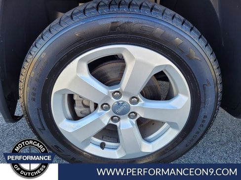 Used 2018 Jeep Compass Latitude w/ Popular Equipment Group image 12