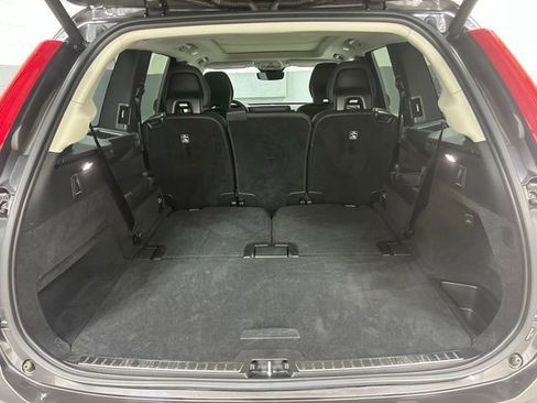 Used 2023 Volvo XC90 B6 Plus AWD/4WD image 8