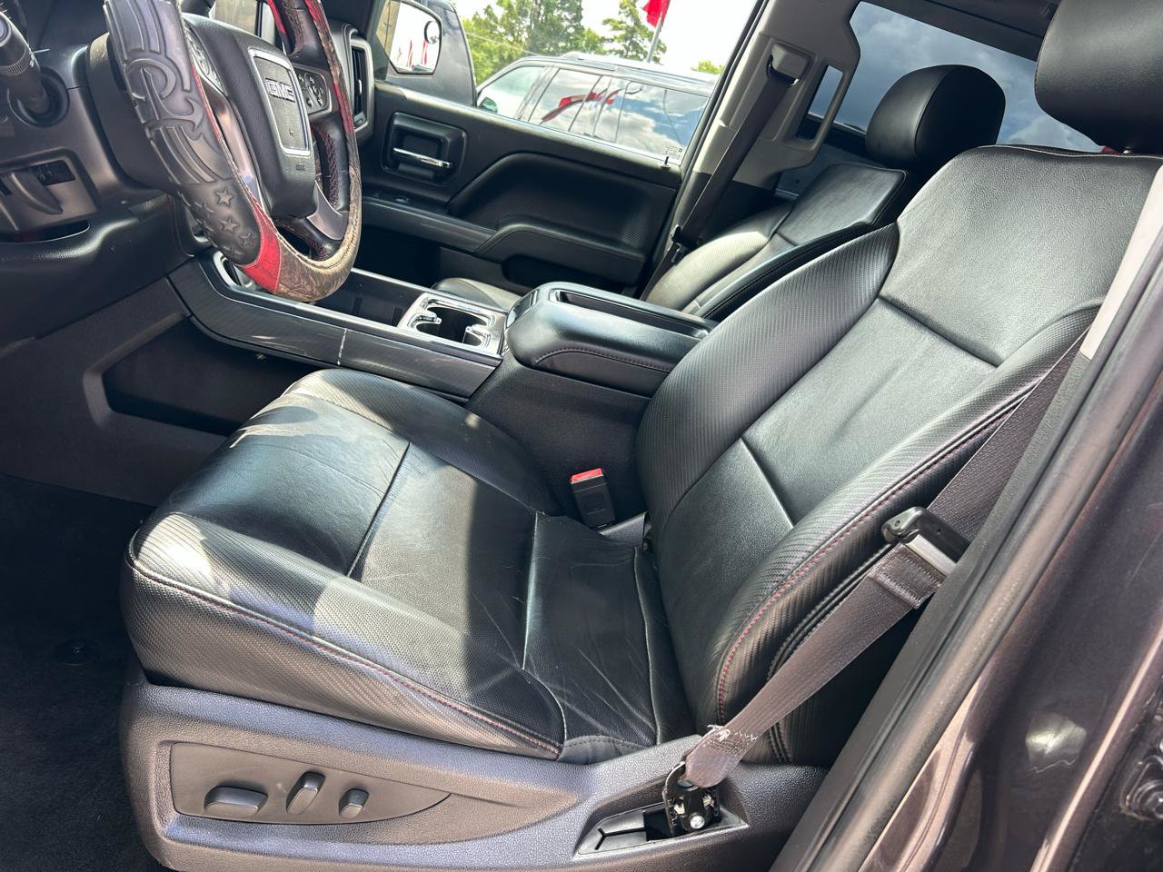 Used 2014 GMC Sierra 1500 SLT w/ All-Terrain Package AWD/4WD image 6