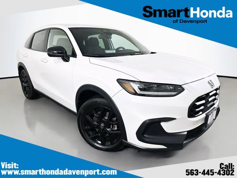 Used 2025 Honda HR-V Sport image 1