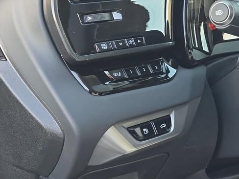 Used 2026 Lexus RX 450h AWD w/ Convenience Package image 18