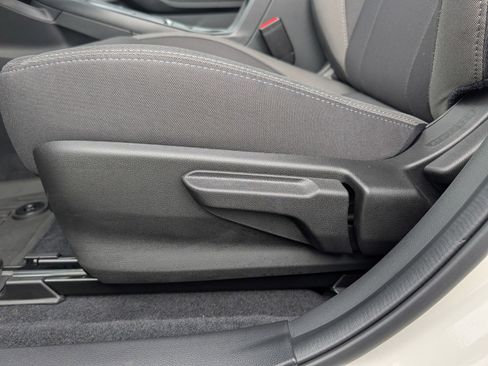 Used 2025 Subaru Impreza 2.0i image 19