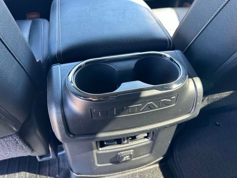 Used 2018 Nissan Titan SL w/ Midnight Edition AWD/4WD image 24