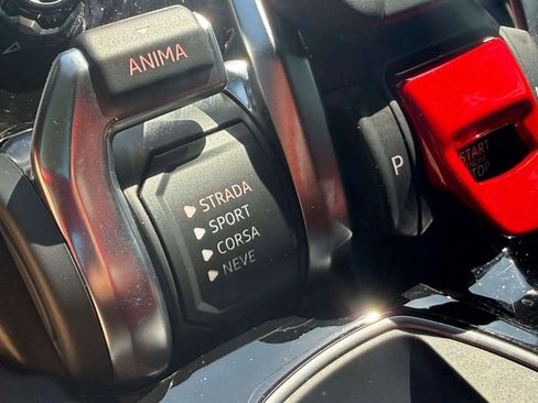 Used 2021 Lamborghini Urus AWD/4WD image 54