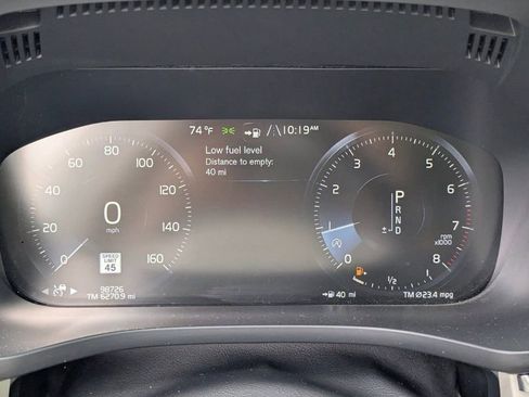 Used 2018 Volvo XC60 T6 Inscription w/ Luxury Seat Package AWD/4WD image 4