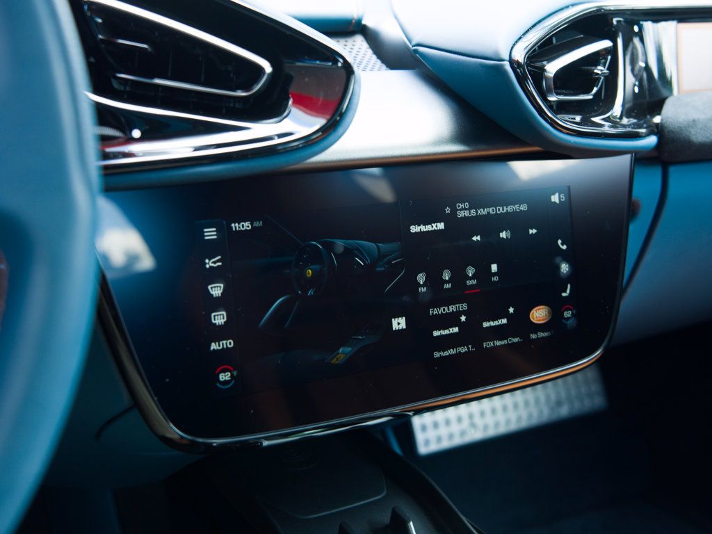 Certified 2025 Ferrari 12Cilindri RWD image 30
