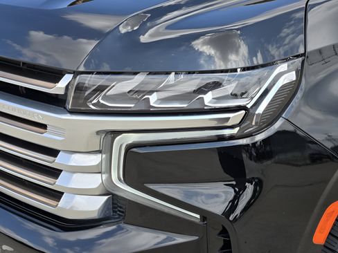 Used 2021 Chevrolet Tahoe High Country w/ Premium Package RWD image 33