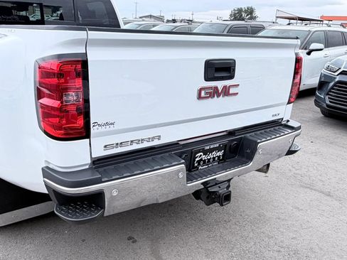 Used 2019 GMC Sierra 3500 SLT w/ Duramax Plus Package AWD/4WD image 9