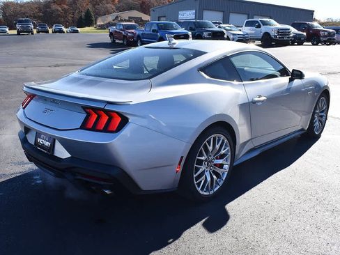 Used 2024 Ford Mustang GT Premium image 16