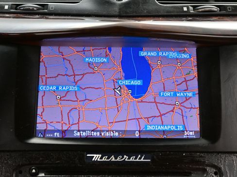 Used 2013 Maserati GranTurismo Sport image 15