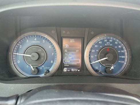 Used 2018 Toyota Sienna LE image 36