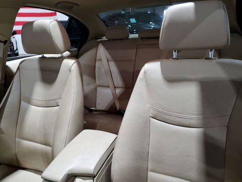 Used 2010 BMW 328i xDrive Sedan image 32