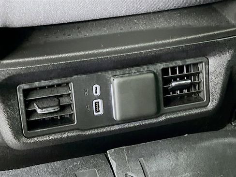 Used 2024 Chevrolet Silverado 1500 LT w/ Protection Package AWD/4WD image 33