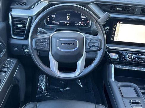 Used 2024 GMC Sierra 2500 Denali w/ Denali Reserve Package image 16