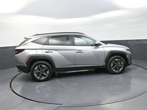 New 2025 Hyundai Tucson SEL image 9