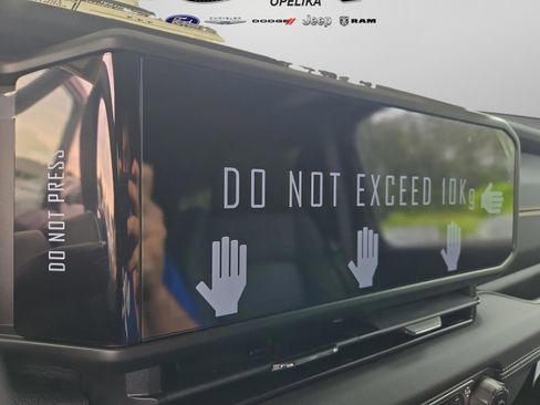 New 2025 Jeep Wrangler Sahara image 17