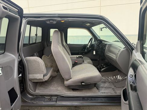 Used 2002 Ford Ranger FX4 image 19