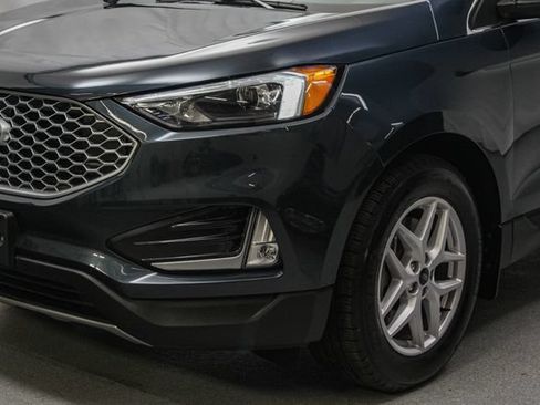Used 2023 Ford Edge SEL w/ Convenience Package AWD/4WD image 4