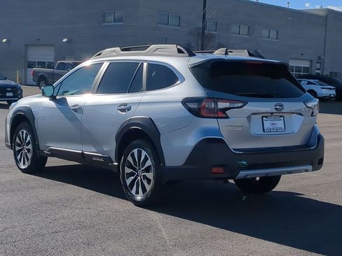 Certified 2025 Subaru Outback Limited w/ Popular Package #2 image 5