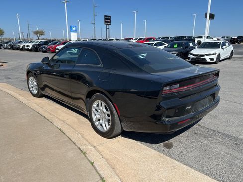 Used 2025 Dodge Charger R/T w/ Quick Order Package 25M R/T image 7