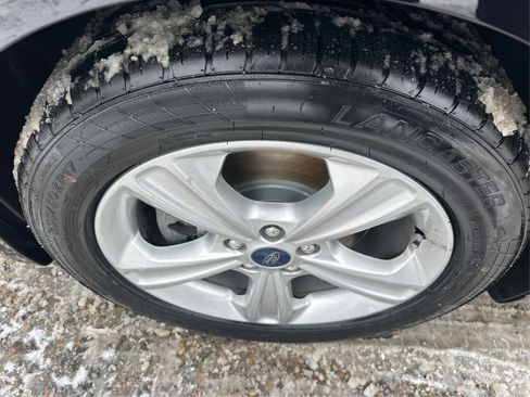 Used 2020 Ford Fusion SE image 19