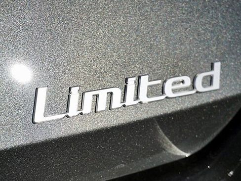 New 2026 Hyundai Elantra Limited FWD image 11