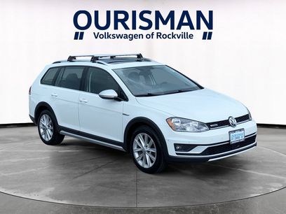 Used 2017 Volkswagen Golf Alltrack SE